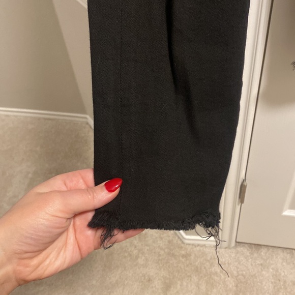 Agolde black skinny jeans “Sophie” style with frayed edges - Picture 2 of 4